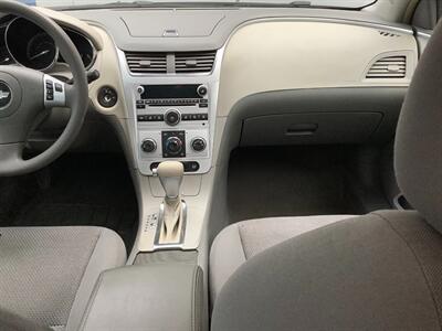 2009 Chevrolet Malibu LT1   - Photo 31 - Crest Hill, IL 60403