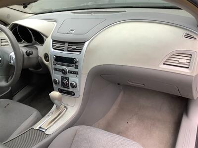 2009 Chevrolet Malibu LT1   - Photo 29 - Crest Hill, IL 60403