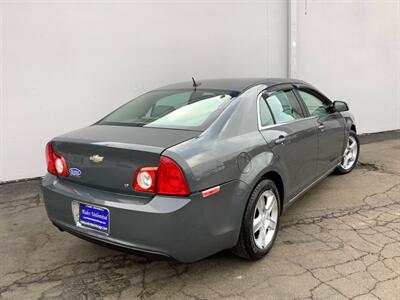 2009 Chevrolet Malibu LT1   - Photo 6 - Crest Hill, IL 60403