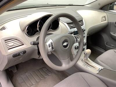 2009 Chevrolet Malibu LT1   - Photo 14 - Crest Hill, IL 60403