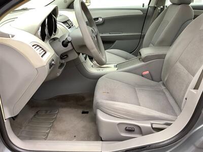 2009 Chevrolet Malibu LT1   - Photo 13 - Crest Hill, IL 60403