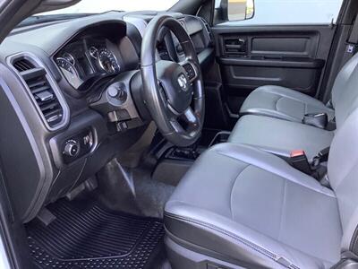 2022 RAM 3500 Tradesman   - Photo 15 - Crest Hill, IL 60403