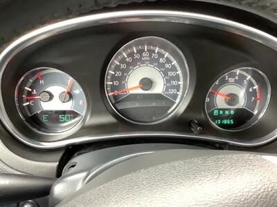 2014 Chrysler 200 Limited   - Photo 15 - Crest Hill, IL 60403