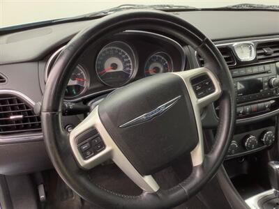2014 Chrysler 200 Limited   - Photo 13 - Crest Hill, IL 60403