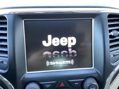 2014 Jeep Grand Cherokee Limited - Photo 15 - Crest Hill, IL 60403