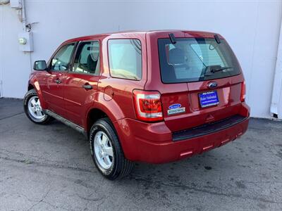 2012 Ford Escape XLS   - Photo 5 - Crest Hill, IL 60403