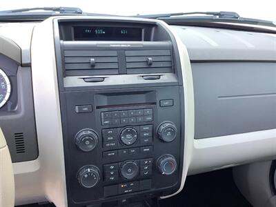 2012 Ford Escape XLS   - Photo 18 - Crest Hill, IL 60403