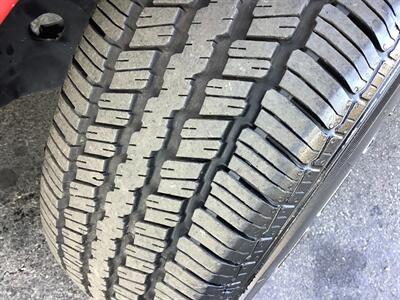 2012 Ford Escape XLS   - Photo 35 - Crest Hill, IL 60403