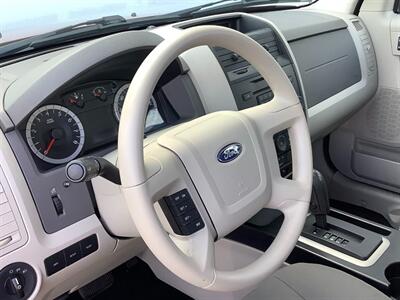 2012 Ford Escape XLS   - Photo 21 - Crest Hill, IL 60403