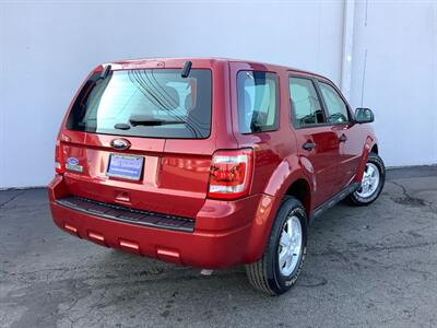 2012 Ford Escape XLS   - Photo 8 - Crest Hill, IL 60403