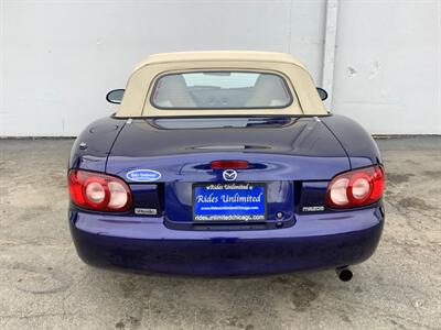 2004 Mazda MX-5 Miata LS   - Photo 35 - Crest Hill, IL 60403