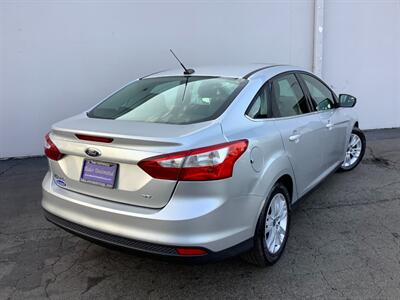 2012 Ford Focus SEL - Photo 6 - Crest Hill, IL 60403