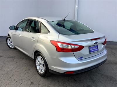 2012 Ford Focus SEL - Photo 4 - Crest Hill, IL 60403