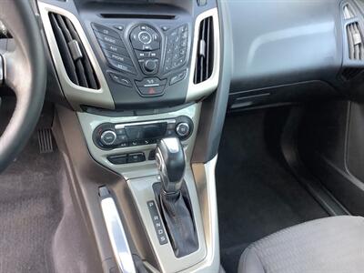 2012 Ford Focus SEL - Photo 14 - Crest Hill, IL 60403