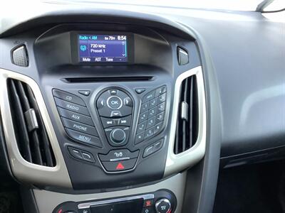 2012 Ford Focus SEL - Photo 16 - Crest Hill, IL 60403