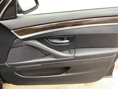 2013 BMW 5 Series 528i xDrive   - Photo 20 - Crest Hill, IL 60403