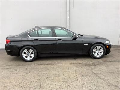 2013 BMW 5 Series 528i xDrive   - Photo 8 - Crest Hill, IL 60403