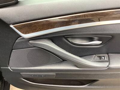 2013 BMW 5 Series 528i xDrive   - Photo 21 - Crest Hill, IL 60403