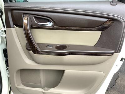 2013 GMC Acadia Denali   - Photo 32 - Crest Hill, IL 60403