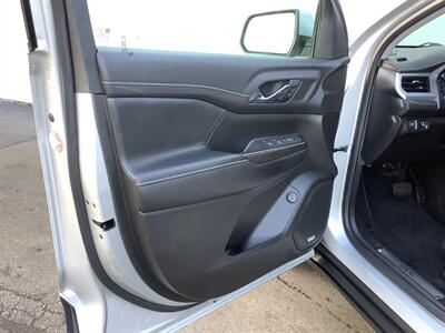 2019 GMC Acadia SLT-1   - Photo 15 - Crest Hill, IL 60403