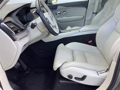 2020 Volvo XC90 T6 Inscription 6-Pas   - Photo 12 - Crest Hill, IL 60403