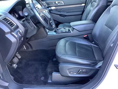 2018 Ford Explorer Limited   - Photo 11 - Crest Hill, IL 60403