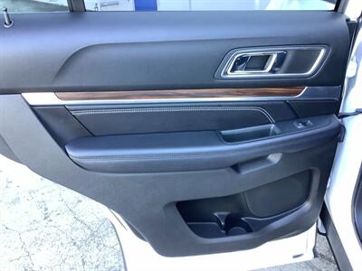 2018 Ford Explorer Limited   - Photo 28 - Crest Hill, IL 60403