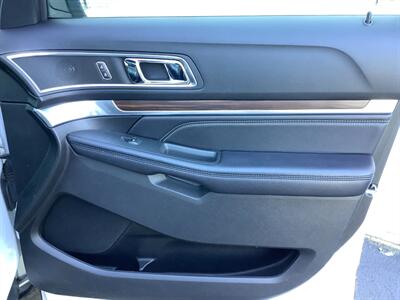 2018 Ford Explorer Limited   - Photo 42 - Crest Hill, IL 60403