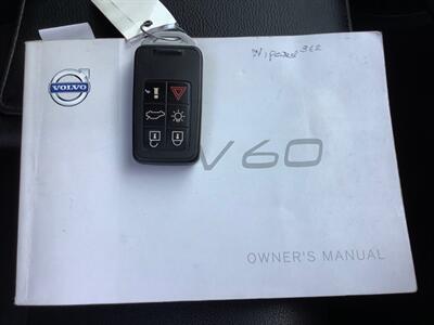 2015 Volvo V60 T5 Drive-E Premier P   - Photo 35 - Crest Hill, IL 60403