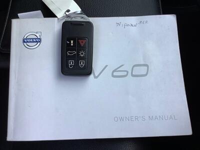 2015 Volvo V60 T5 Drive-E Premier P   - Photo 35 - Crest Hill, IL 60403