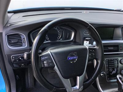 2015 Volvo V60 T5 Drive-E Premier P   - Photo 17 - Crest Hill, IL 60403