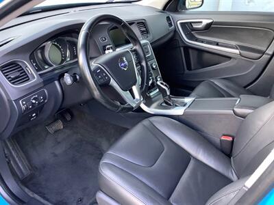 2015 Volvo V60 T5 Drive-E Premier P   - Photo 15 - Crest Hill, IL 60403