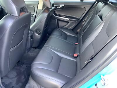 2015 Volvo V60 T5 Drive-E Premier P   - Photo 27 - Crest Hill, IL 60403