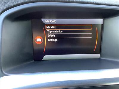 2015 Volvo V60 T5 Drive-E Premier P   - Photo 20 - Crest Hill, IL 60403