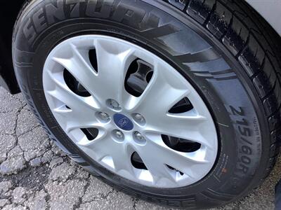 2014 Ford Fusion S - Photo 32 - Crest Hill, IL 60403