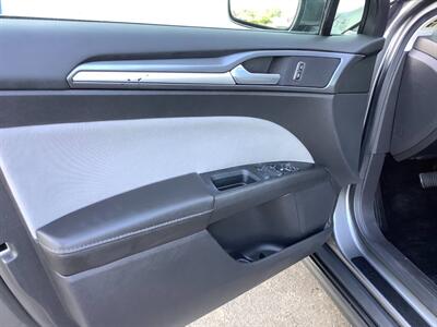 2014 Ford Fusion S - Photo 13 - Crest Hill, IL 60403