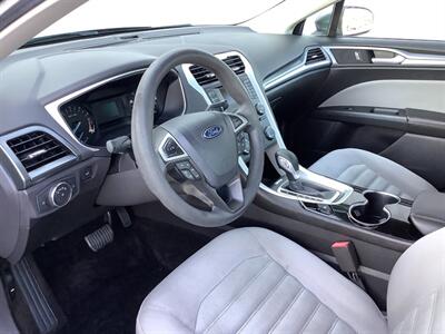2014 Ford Fusion S - Photo 15 - Crest Hill, IL 60403