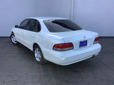 1995 Toyota Avalon XLS   - Photo 5 - Crest Hill, IL 60403