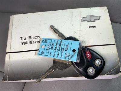2006 Chevrolet TrailBlazer EXT LT - Photo 34 - Crest Hill, IL 60403