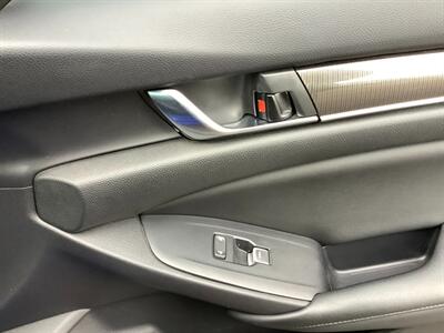 2019 Honda Accord Sport   - Photo 31 - Crest Hill, IL 60403