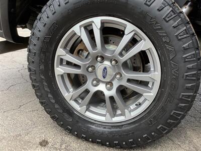2018 Ford F-150 Lariat - Photo 44 - Crest Hill, IL 60403