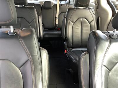 2017 Chrysler Pacifica Touring-L Plus - Photo 22 - Crest Hill, IL 60403