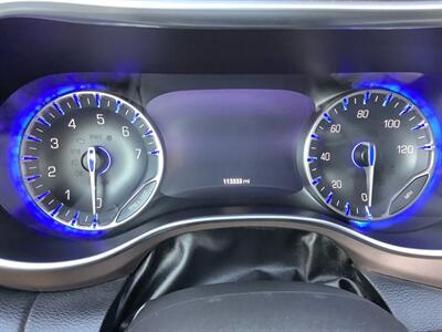 2017 Chrysler Pacifica Touring-L Plus - Photo 13 - Crest Hill, IL 60403