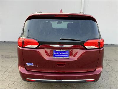2017 Chrysler Pacifica Touring-L Plus - Photo 35 - Crest Hill, IL 60403