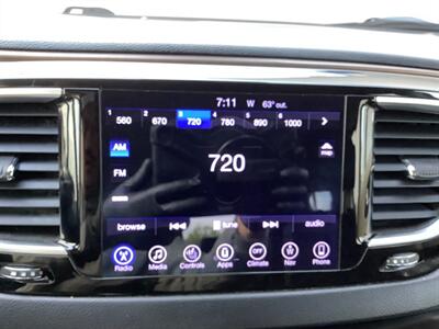 2017 Chrysler Pacifica Touring-L Plus - Photo 8 - Crest Hill, IL 60403