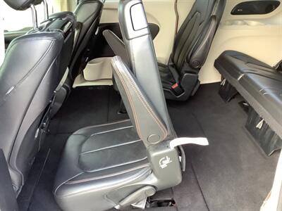 2017 Chrysler Pacifica Touring-L Plus - Photo 15 - Crest Hill, IL 60403