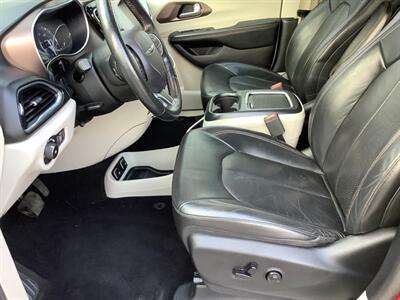 2017 Chrysler Pacifica Touring-L Plus - Photo 40 - Crest Hill, IL 60403