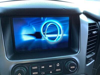 2015 Chevrolet Tahoe LT   - Photo 10 - Crest Hill, IL 60403