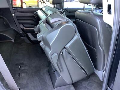 2015 Chevrolet Tahoe LT   - Photo 38 - Crest Hill, IL 60403