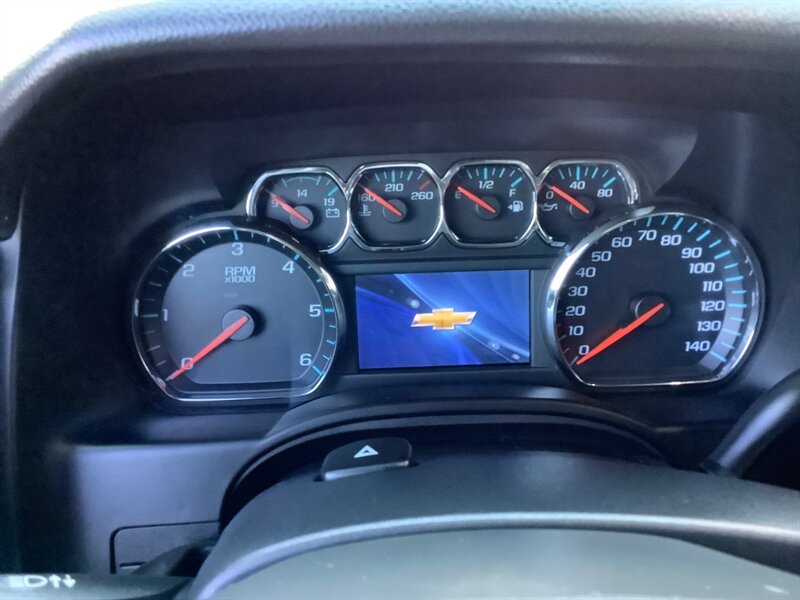 2015 Chevrolet Tahoe LT photo 20